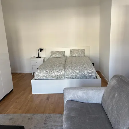 Apartmán Experience Unique A Lausanne, Floor On Train Station *