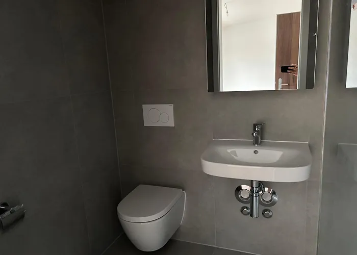 Experience Unique A Lausanne, Floor On Train Station Appartement